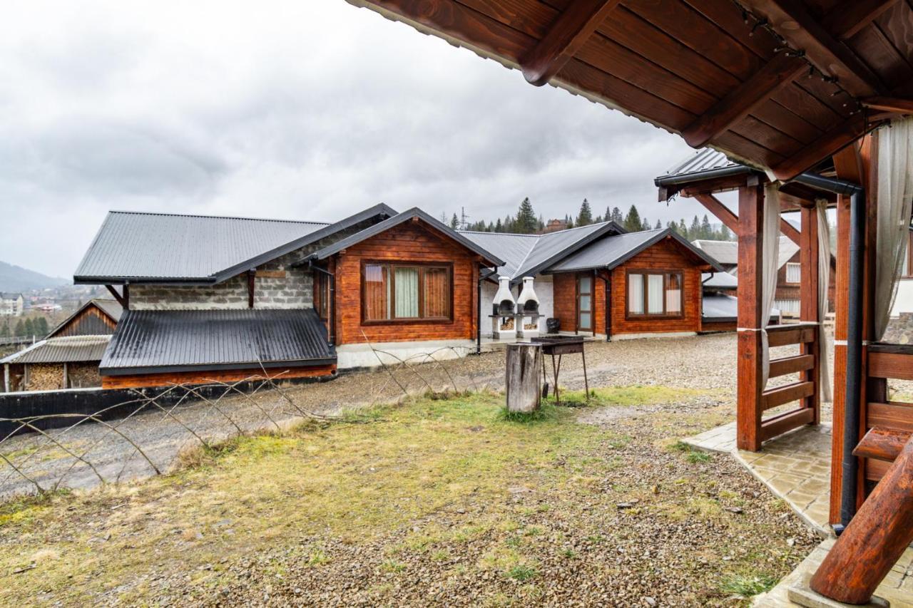 Cottage Chalet-Tiara Szlavszke Kültér fotó