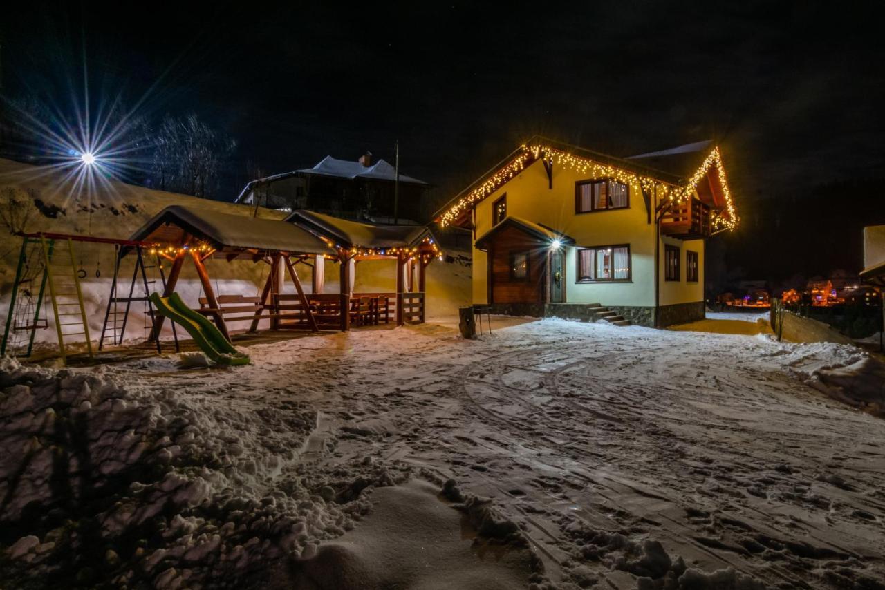 Cottage Chalet-Tiara Szlavszke Kültér fotó