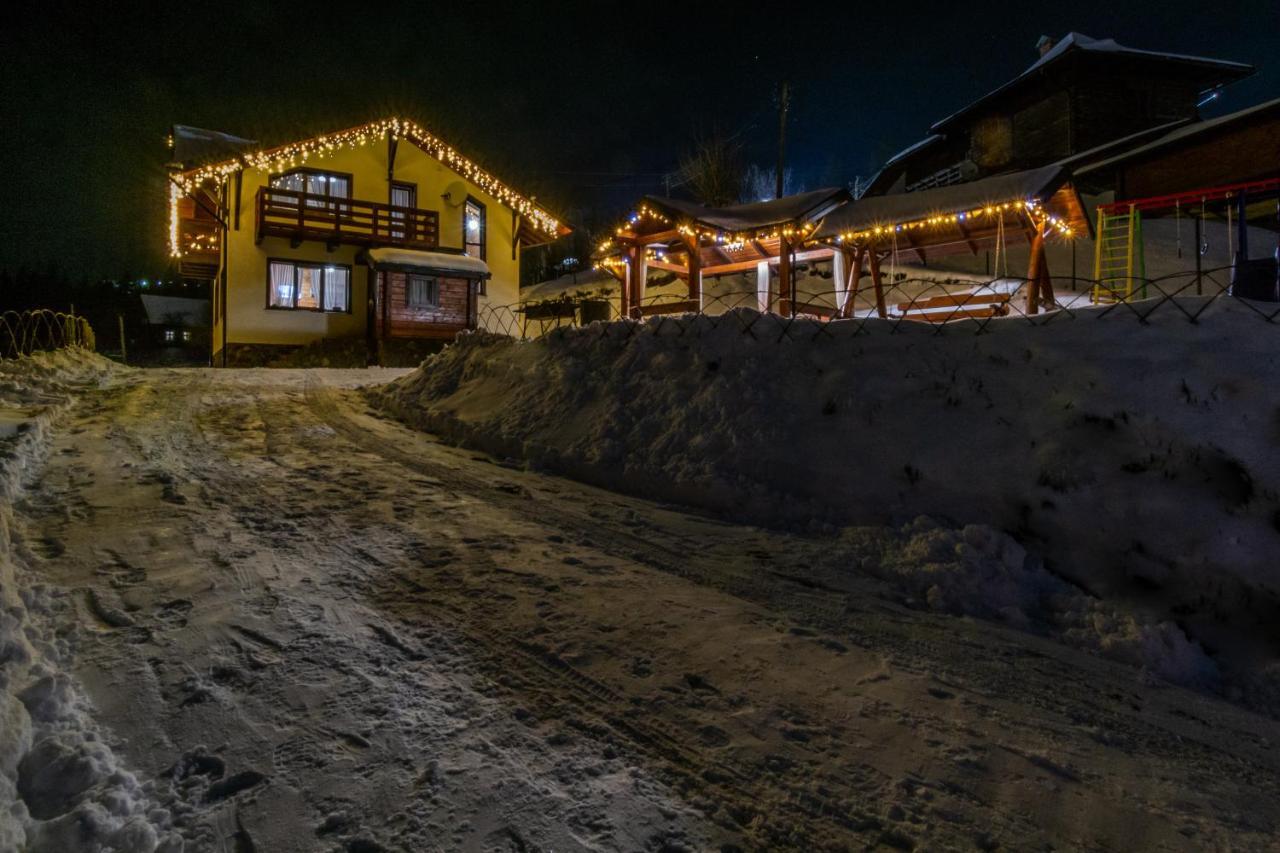 Cottage Chalet-Tiara Szlavszke Kültér fotó