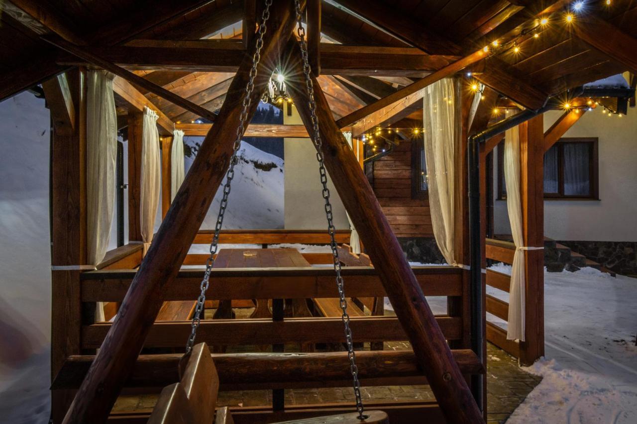 Cottage Chalet-Tiara Szlavszke Kültér fotó