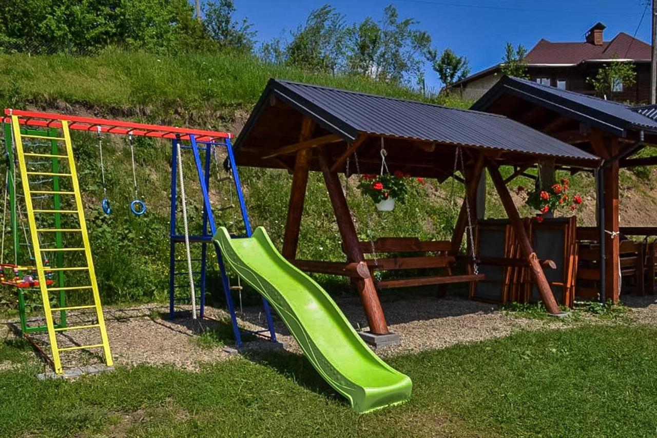 Cottage Chalet-Tiara Szlavszke Kültér fotó